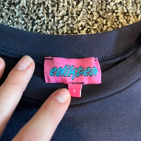 Edikted baby tee #croptop #trendy - Picture 3 of 4